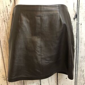 Cach’e leather skirt size 6